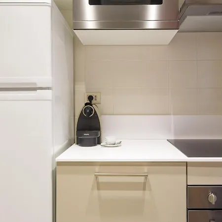 شقة Contempora - Elvezia Park - 2bed, 2baths Overlooking The Park - E11